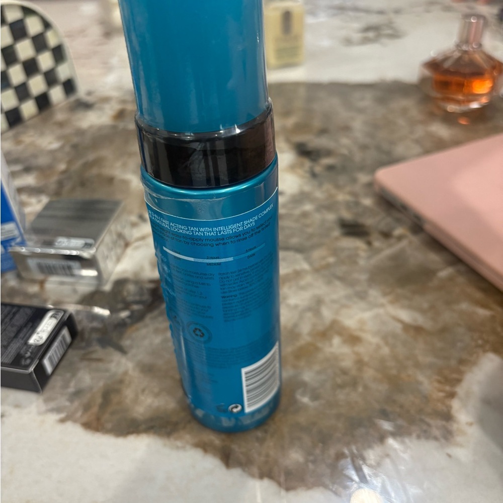 Blue Hair Styling Spray
